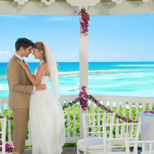 Beach Weddings Abroad Jamaica Weddings Wedding Couple