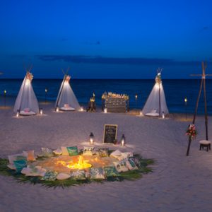 Beach Weddings Abroad Mexico Weddings Group Tipitents Beach