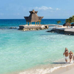 Mexico Weddings Dreams Aventuras Riviera Maya Family On Beach1