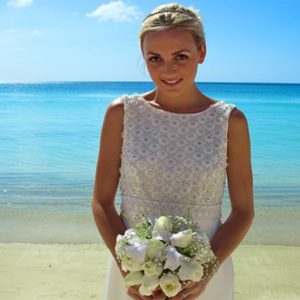 Beach Weddings Abroad Mauritius Weddings Bride On Beach