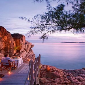 Beach Weddings Abroad Seychelles Weddings Nest Dinner On The Rocks