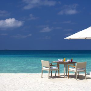Beach Weddings Abroad Maldives Weddings Beach Dining