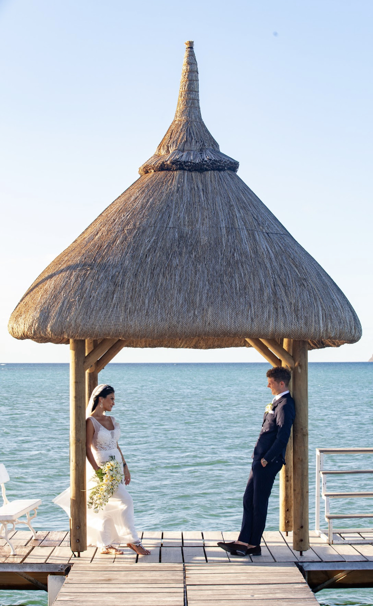 paradise cove wedding day - real wedding review in Mauritius